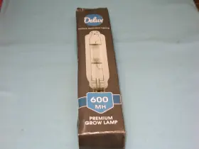 D1000m6 Delux Model # 600mh Premium Grow Lamp