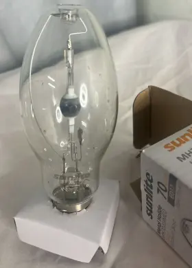5600 Sunlite Mh70 70w Metal Halide Bulb Ed17 Medium Base Pulse Start Light Bulbs Lm-box Open #2